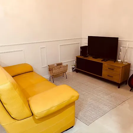 Charming Flat In 13eme Appartement Parijs